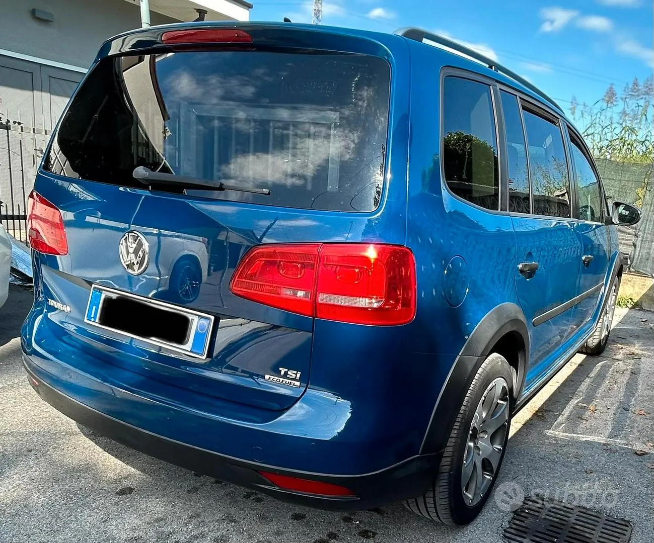 Volkswagen Touran 2013 photo 3