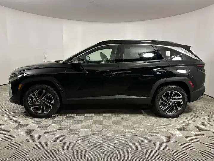 Hyundai Tucson Hybrid 2026 photo 4