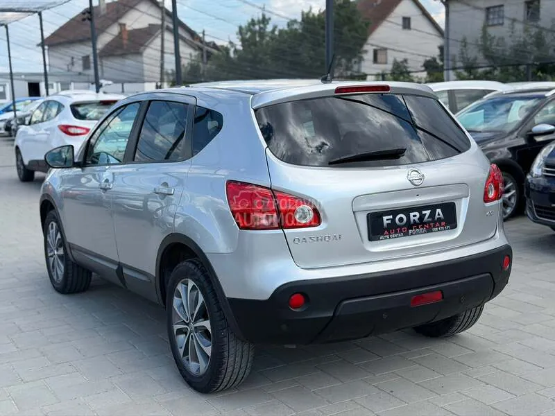 Nissan Qashqai 2009 photo 4