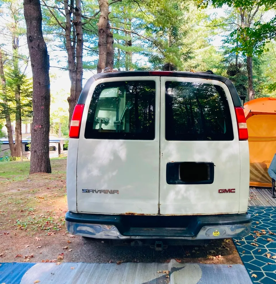 GMC Savana 2009 photo 4