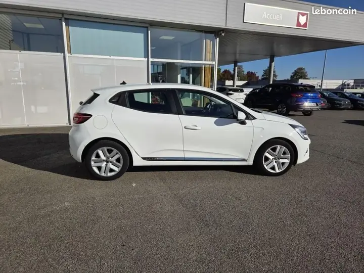 Renault Clio 2020 photo 2