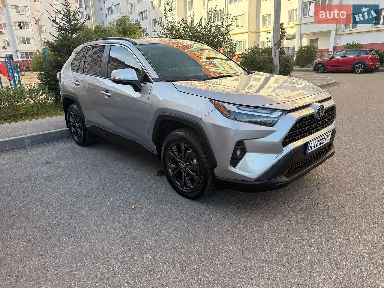 Toyota Rav4 2024 photo 2