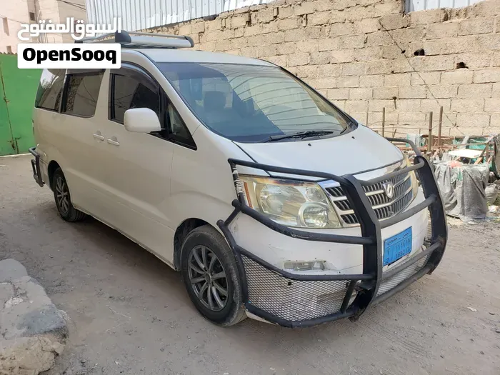 Toyota Alphard 2011 photo 5