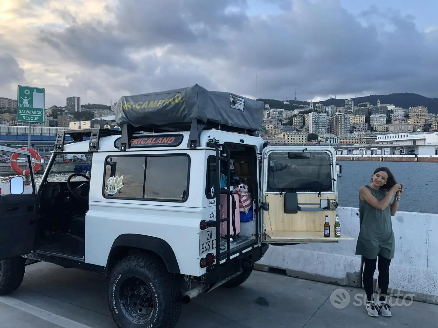 Land Rover Defender 2001 photo 5
