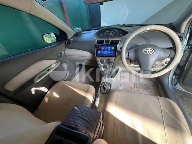 Toyota Belta 2009 photo 4