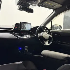Toyota C-Hr 2017 photo 4