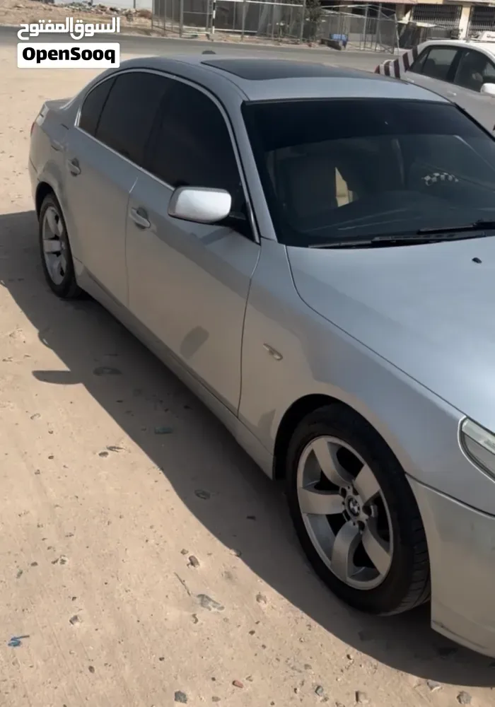 BMW 5 Series 2004 photo 4