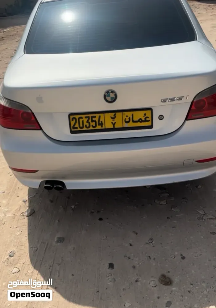 BMW 5 Series 2004 photo 2