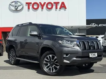 Toyota Land Cruiser Prado 2022 photo 2