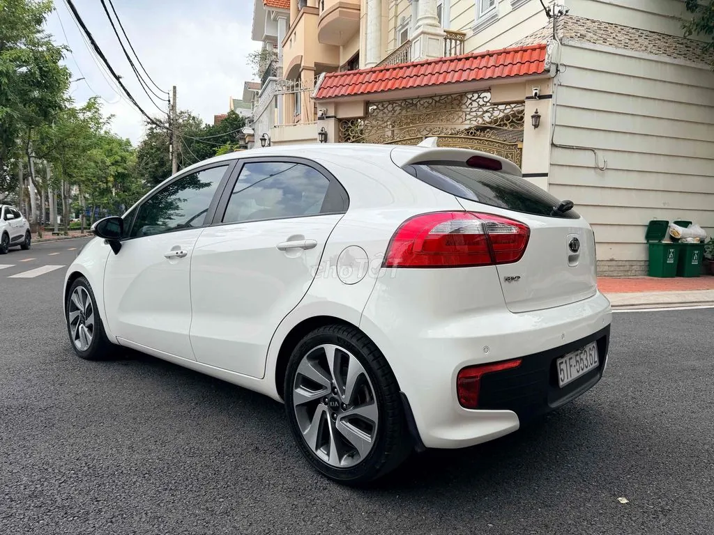 Kia Rio 2015 photo 4