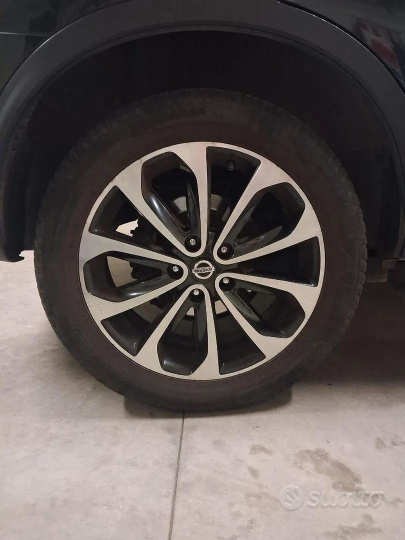 Nissan Qashqai 2011 photo 2