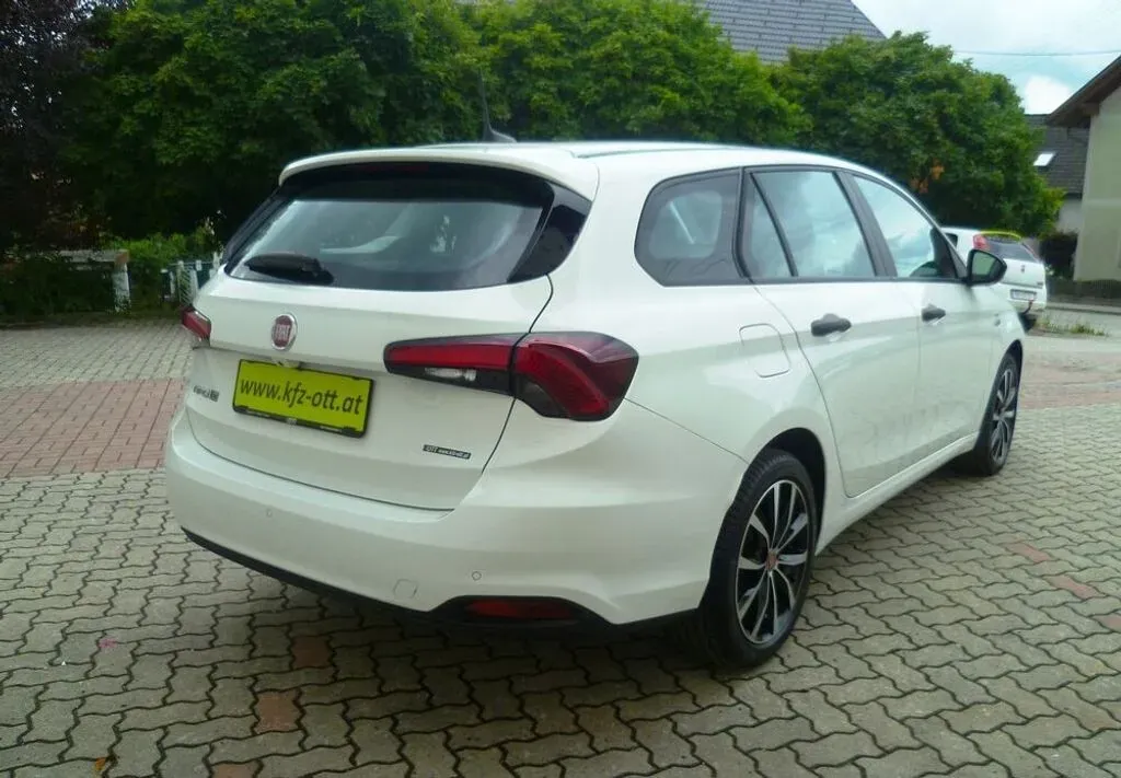 Fiat Tipo 2024 photo 2