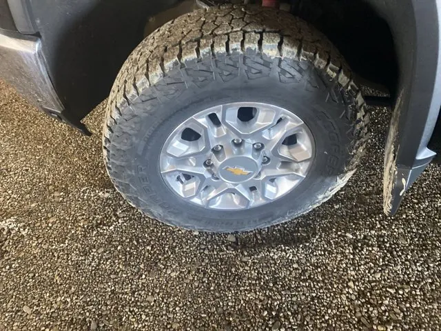 Chevrolet Silverado 3500 2025 photo 3