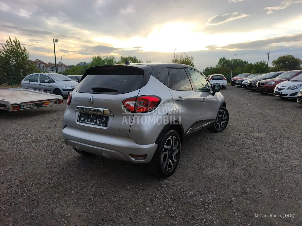 Renault Captur 2015 photo 2
