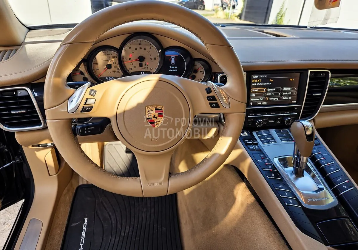 Porsche Panamera 2012 photo 5