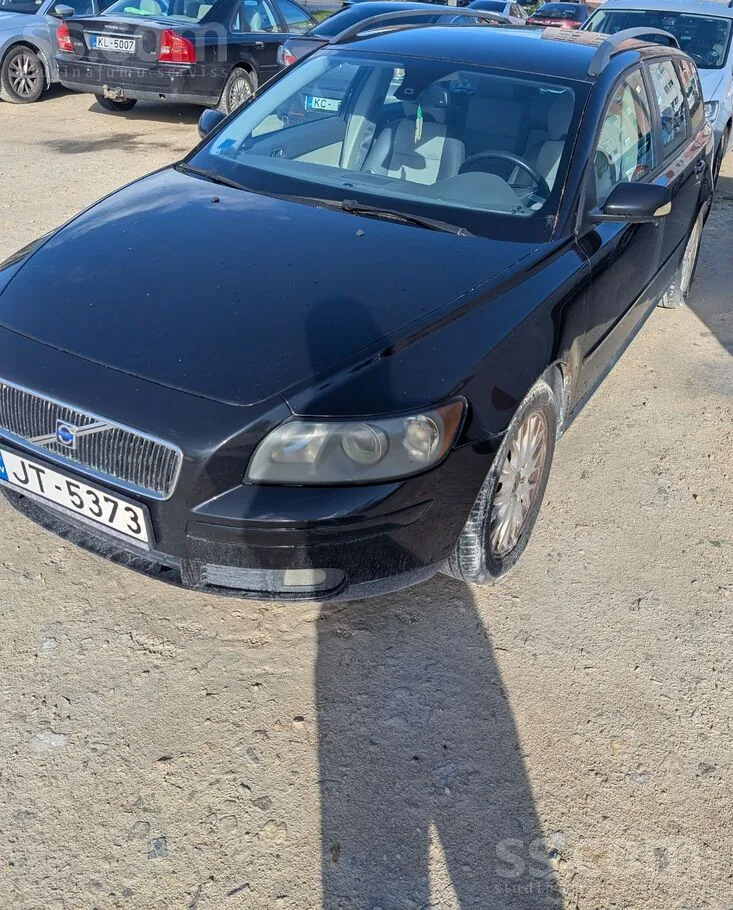 Volvo V50 2004 photo 2