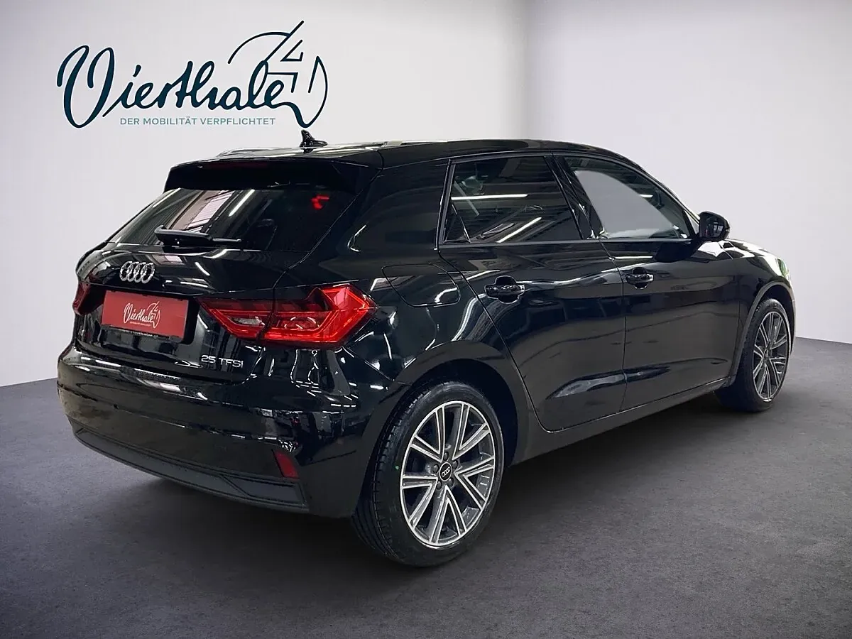 Audi A1 2026 photo 3