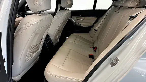 BMW 320 2018 photo 5