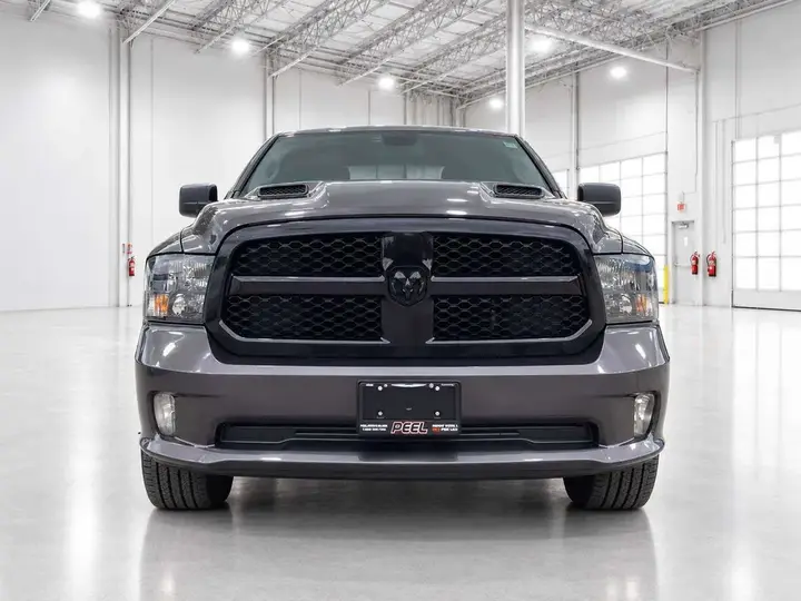 Ram 1500 Classic 2022 photo 3
