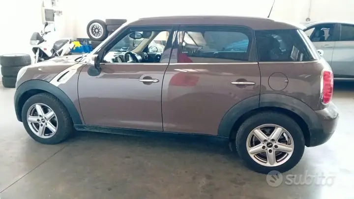 Mini Countryman 2012 photo 2