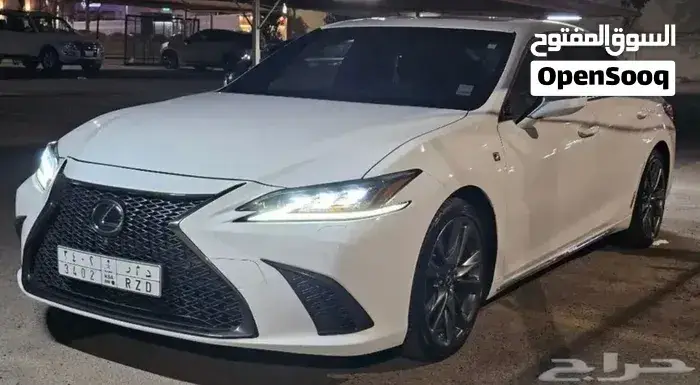Lexus Es350 2020 photo 2