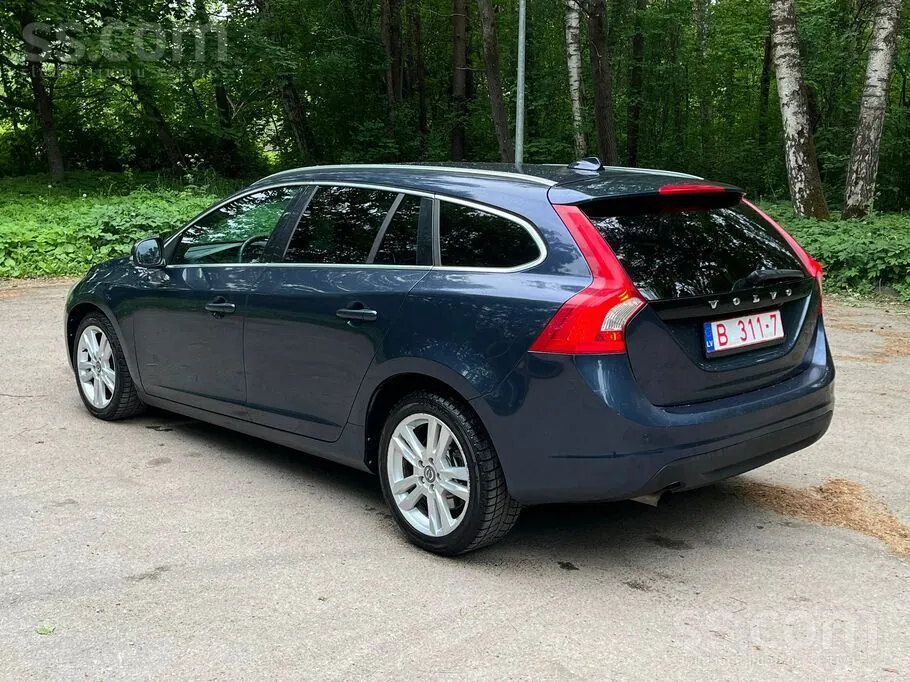Volvo V60 2013 photo 3