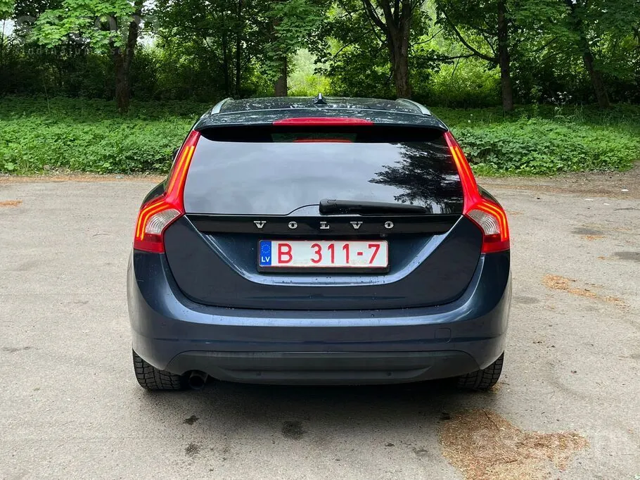 Volvo V60 2013 photo 4