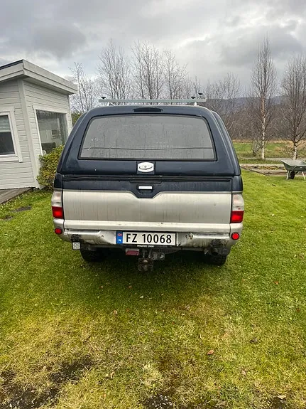 Mitsubishi L200 2005 photo 2