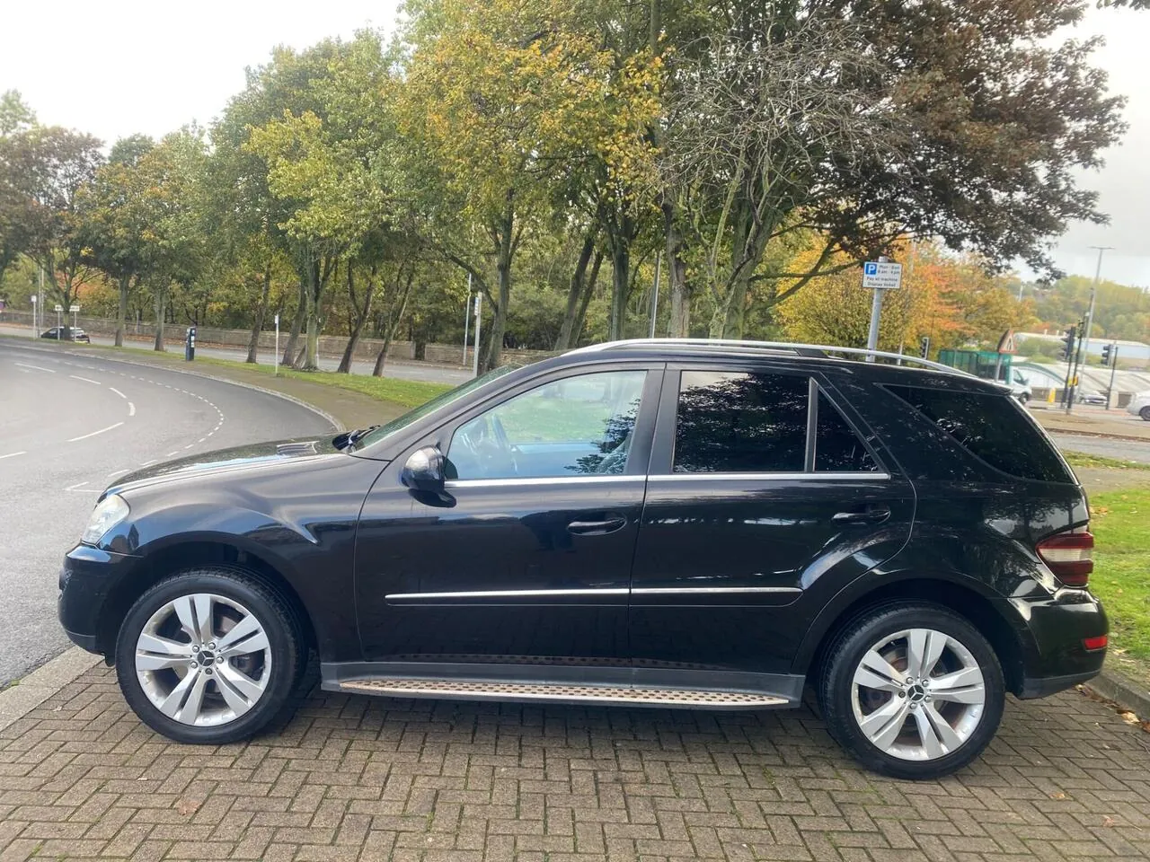 Mercedes-Benz M-Class 2008 photo 4