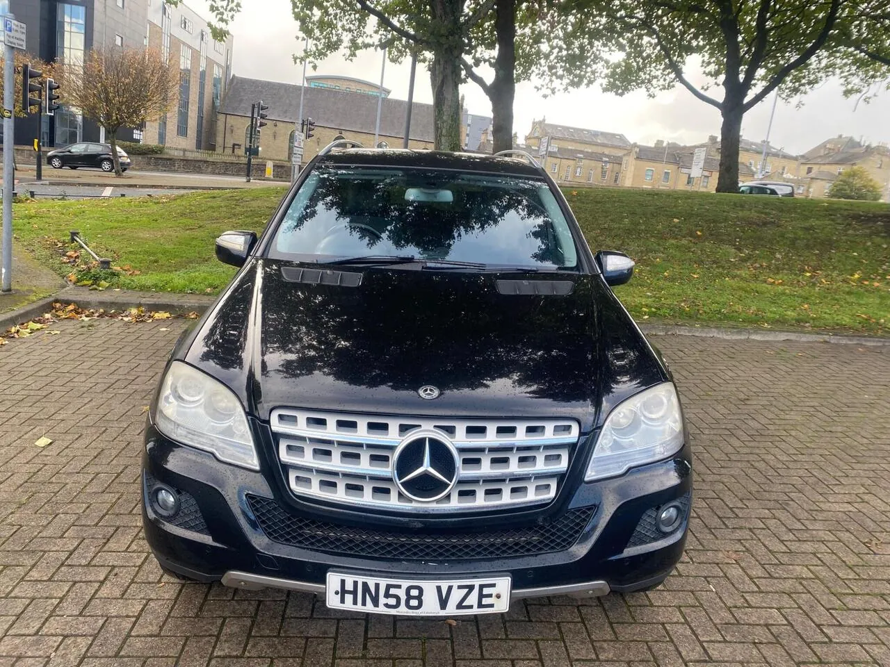 Mercedes-Benz M-Class 2008 photo 2