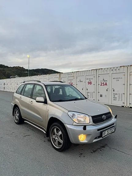 Toyota Rav4 2003 photo 3