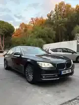 BMW 7 Series 2015 photo 2
