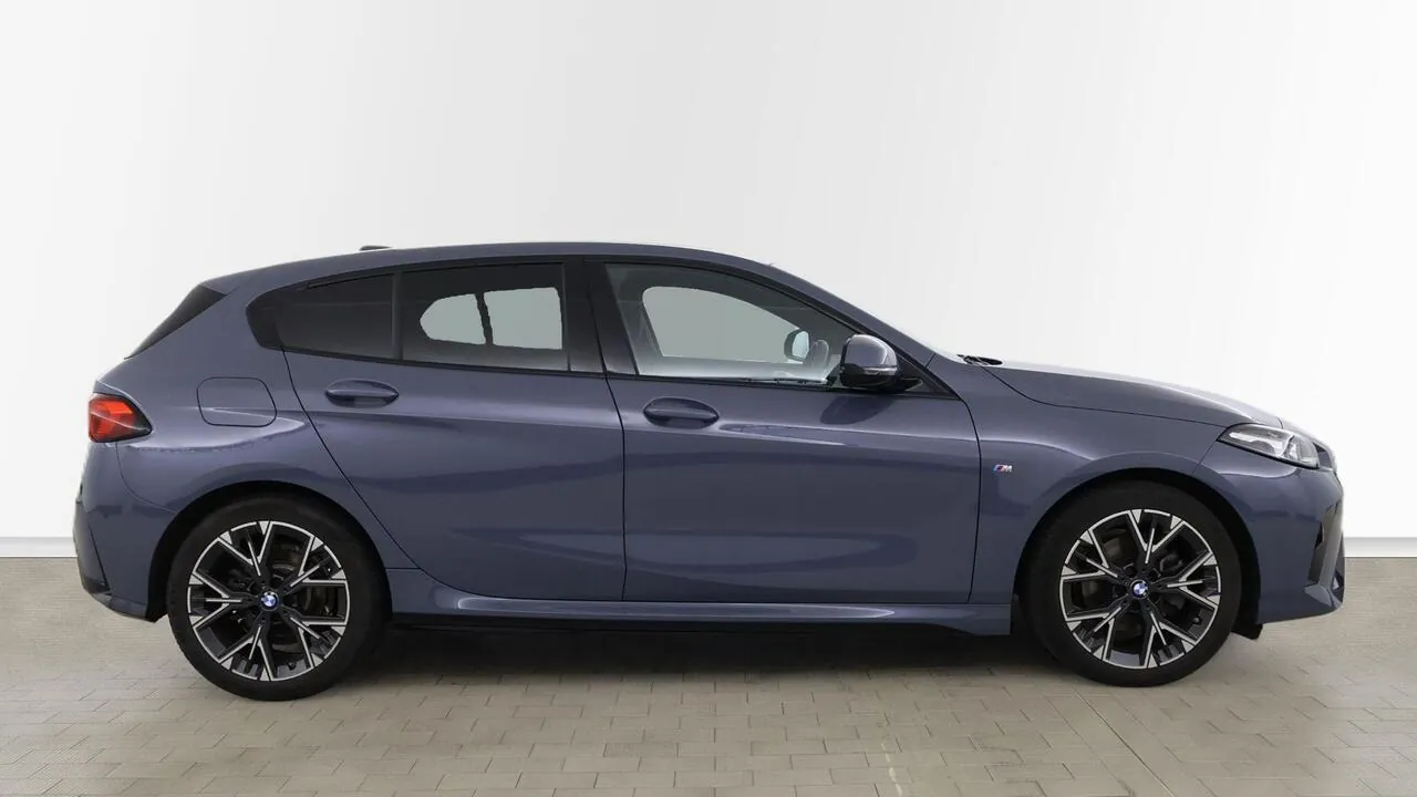BMW 1 Series 2024 photo 5