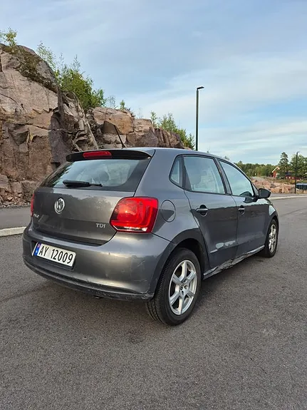Volkswagen Polo 2010 photo 5