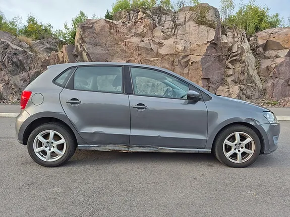 Volkswagen Polo 2010 photo 4