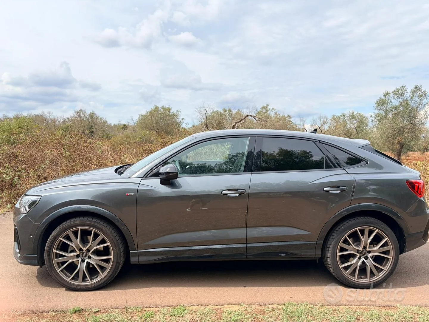 Audi Q3 2024 photo 2