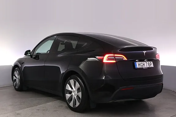 Tesla Model Y 2023 photo 4