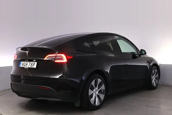 Tesla Model Y 2023 photo 5