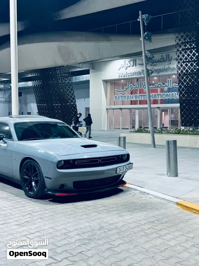 Dodge Challenger 2022 photo 2