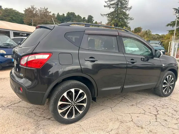 Nissan Qashqai 2013 photo 3