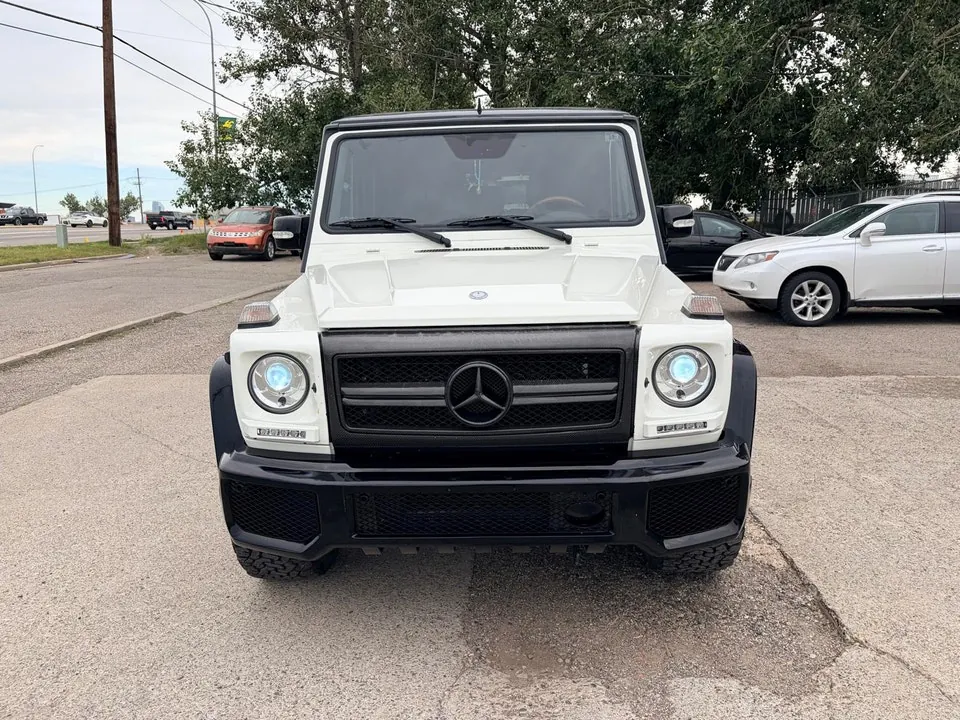 Mercedes-Benz G-Class 2011 photo 2
