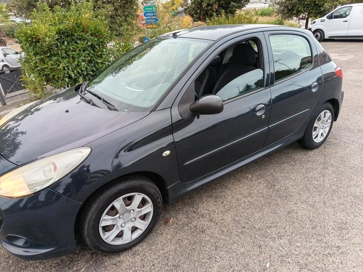 Peugeot 206 2010 photo 3