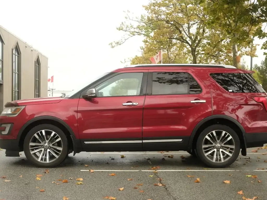 Ford Escape 2018 photo 2