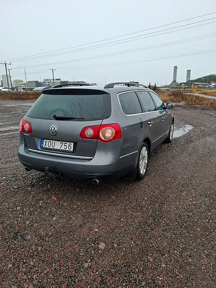 Volkswagen Passat 2006 photo 2