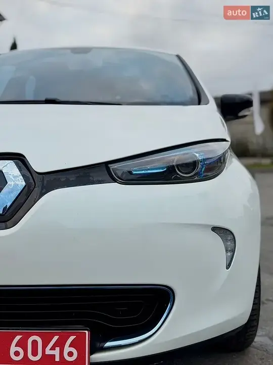 Renault Zoe 2013 photo 4