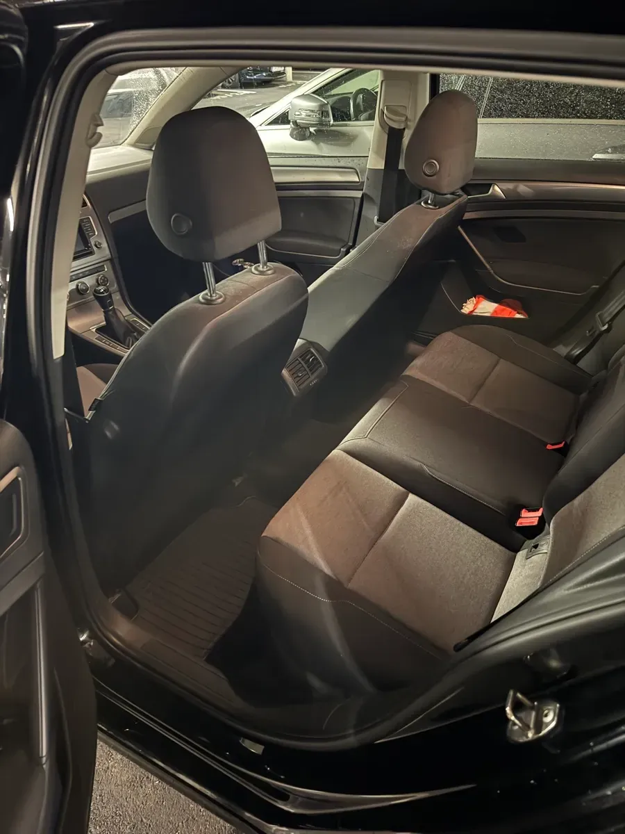 Volkswagen Golf 2013 photo 2