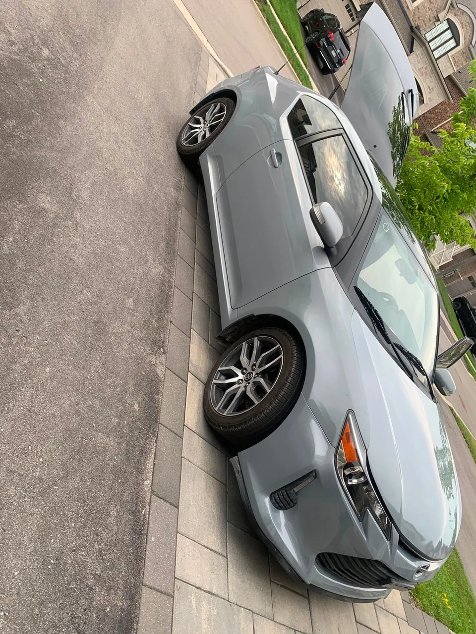 Toyota Scion 2016 photo 2