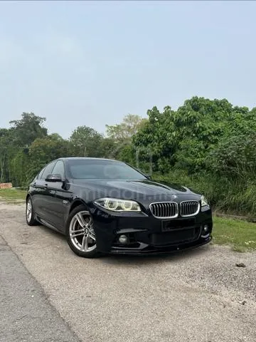 BMW 528I