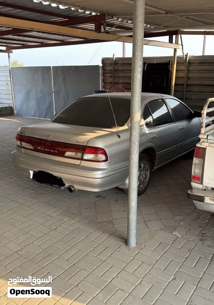 Nissan Maxima