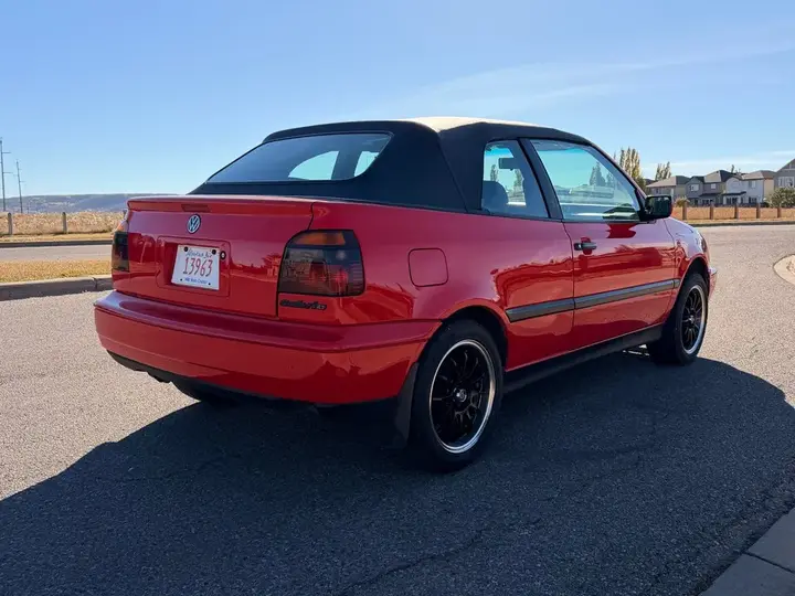 Volkswagen Cabrio 1995 photo 3